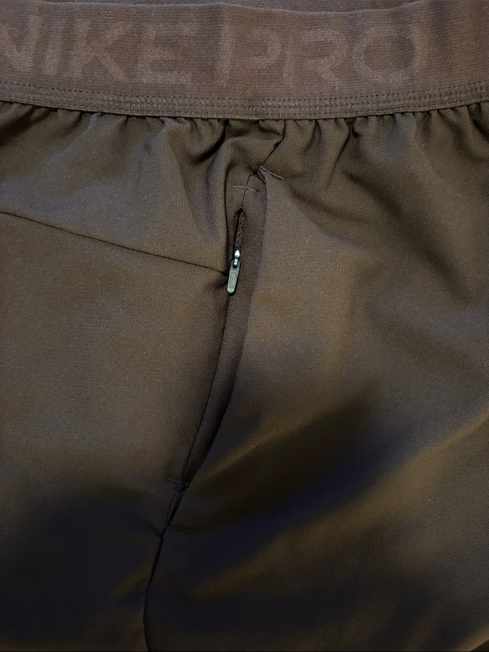 Nike Pro Men’s brown shorts w/ zip pocket. Size Large. - Picture 3 of 5